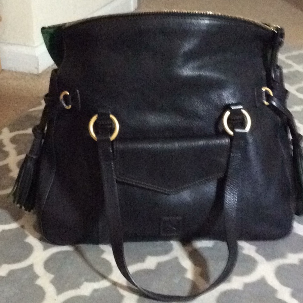 Like new Dooney & Burke large tote bag